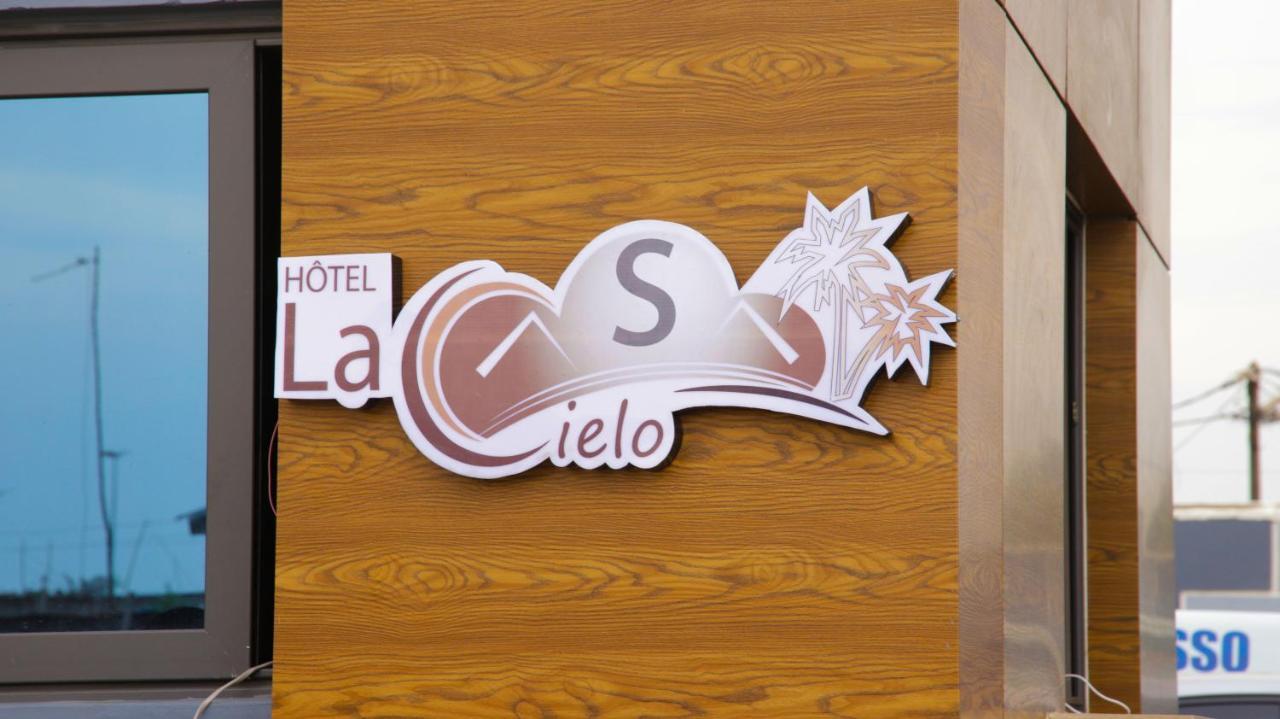 Hotel La Casa Cielo Cotonou Ngoại thất bức ảnh