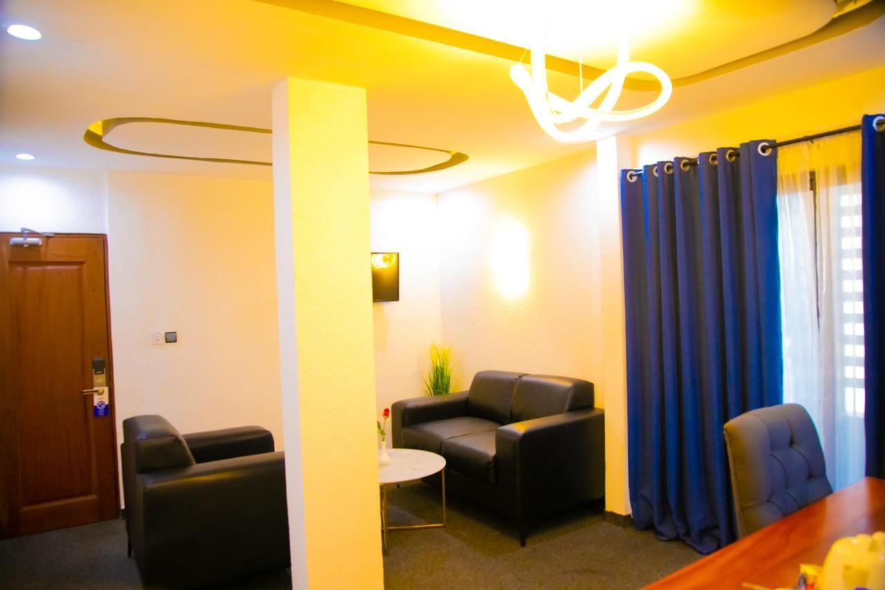 Hotel La Casa Cielo Cotonou Ngoại thất bức ảnh