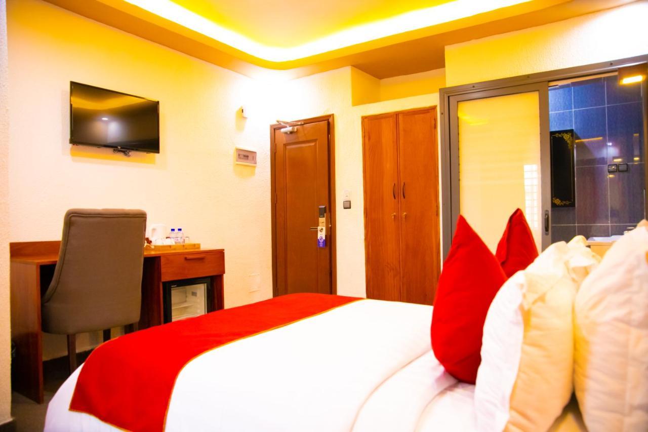 Hotel La Casa Cielo Cotonou Ngoại thất bức ảnh