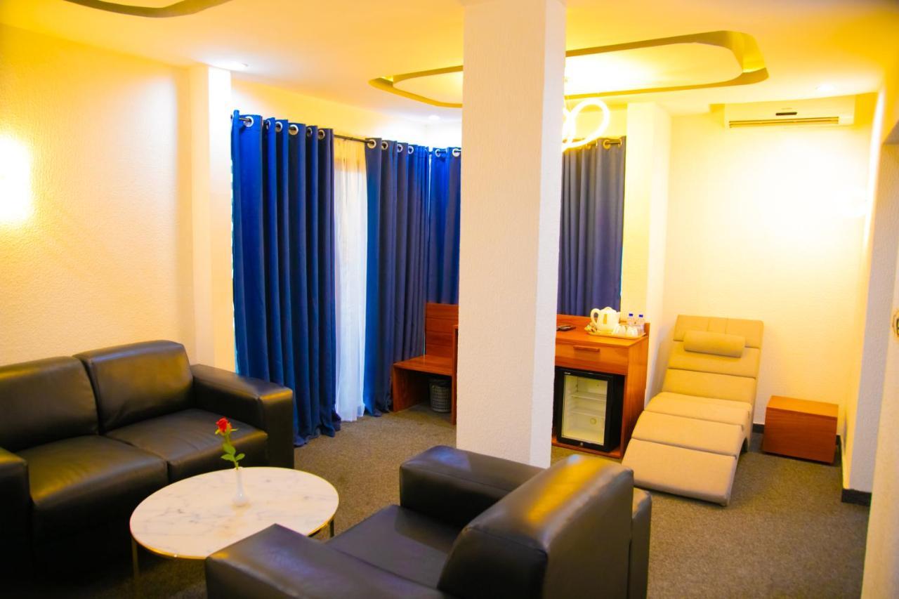 Hotel La Casa Cielo Cotonou Ngoại thất bức ảnh
