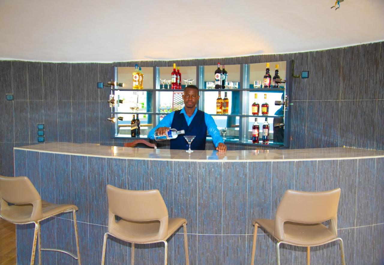 Hotel La Casa Cielo Cotonou Ngoại thất bức ảnh