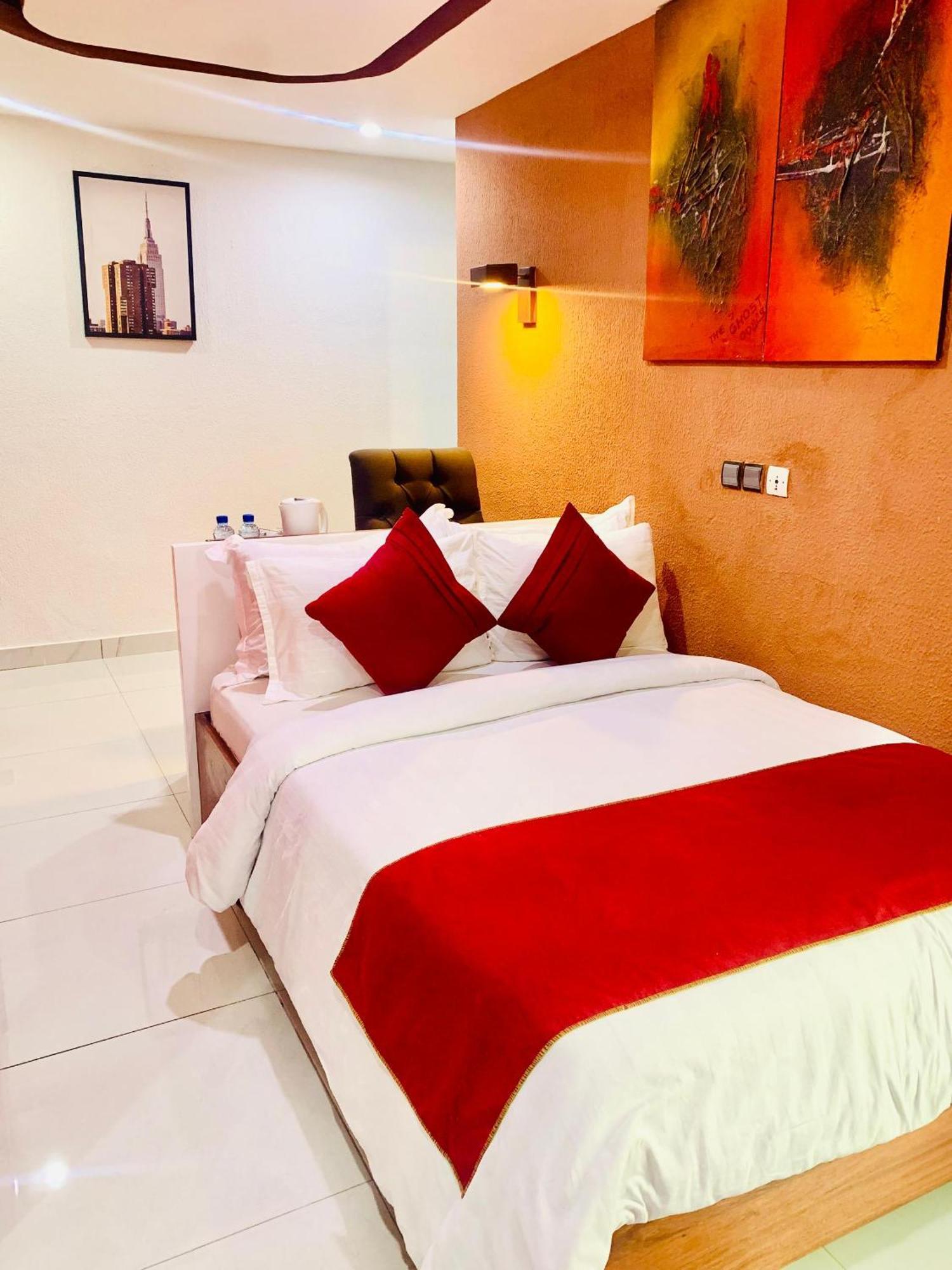 Hotel La Casa Cielo Cotonou Ngoại thất bức ảnh